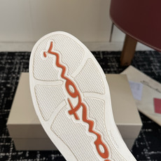 代购级 Santoni26ss男款休闲鞋 Santoni皮具品牌源于1975年,创始人Andrea Santoni先生 代购级 Santoni26ss男款休闲鞋 Santoni皮具品牌源于1975年,创始人Andrea Santoni先生