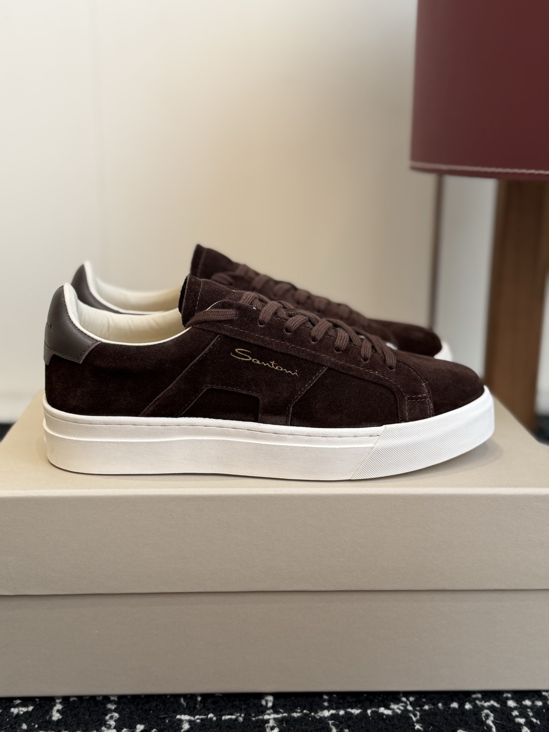 代购级 Santoni26ss男款休闲鞋 Santoni皮具品牌源于1975年,创始人Andrea Santoni先生 代购级 Santoni26ss男款休闲鞋 Santoni皮具品牌源于1975年,创始人Andrea Santoni先生