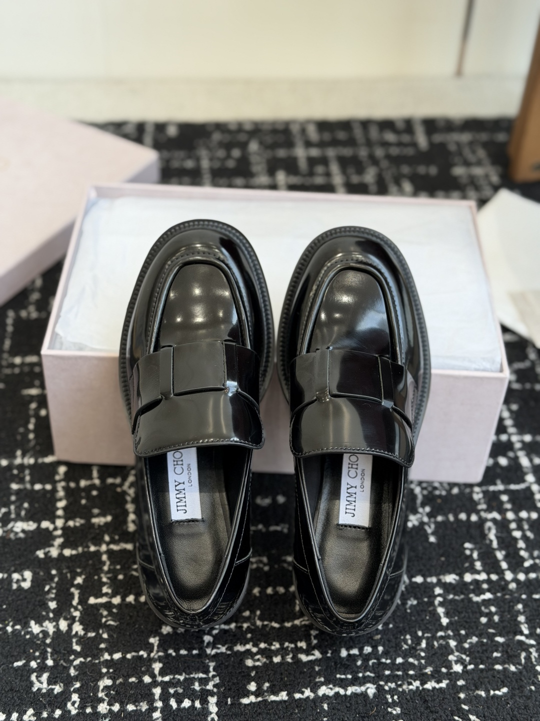 东莞代购级 Jimmy Choo 吉米周/JC 2026新款乐福鞋 跟鞋  优雅大气鞋型，时髦耐看，穿着舒适跟脚，时尚个