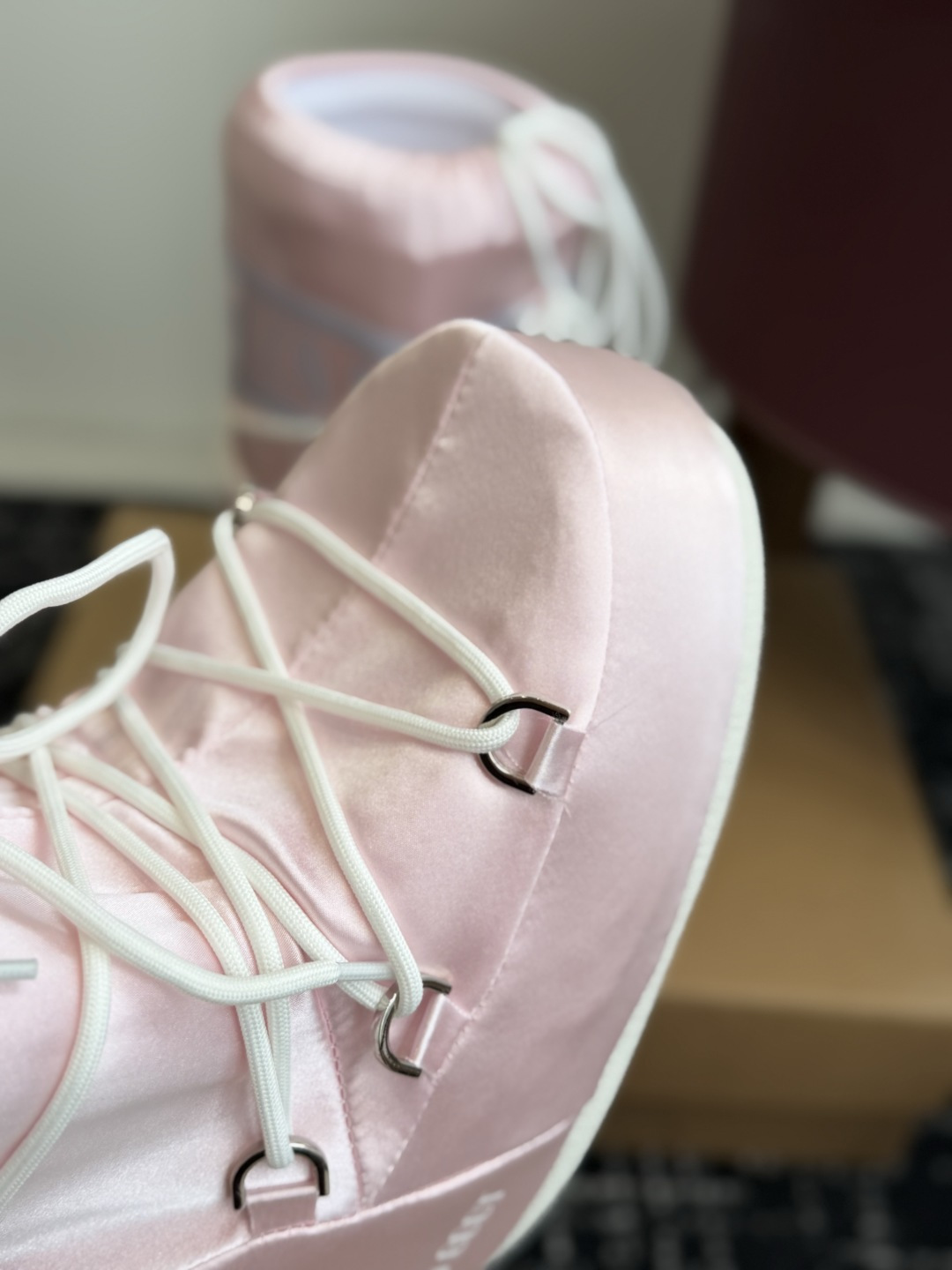 代购级 Moon Boot 26ss 秋冬最新款雪地靴系列……丑萌雪地短靴 忘了UGG吧,时髦人都在穿Moon Boot 代购级 Moon Boot 26ss 秋冬最新款雪地靴系列……丑萌雪地短靴 忘了UGG吧,时髦人都在穿Moon Boot