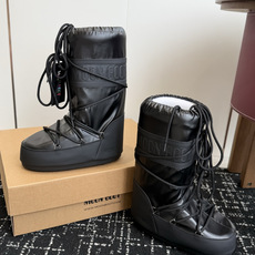 代购级 Moon Boot 26ss 秋冬最新款雪地靴系列……丑萌雪地短靴 忘了UGG吧,时髦人都在穿Moon Boot 代购级 Moon Boot 26ss 秋冬最新款雪地靴系列……丑萌雪地短靴 忘了UGG吧,时髦人都在穿Moon Boot