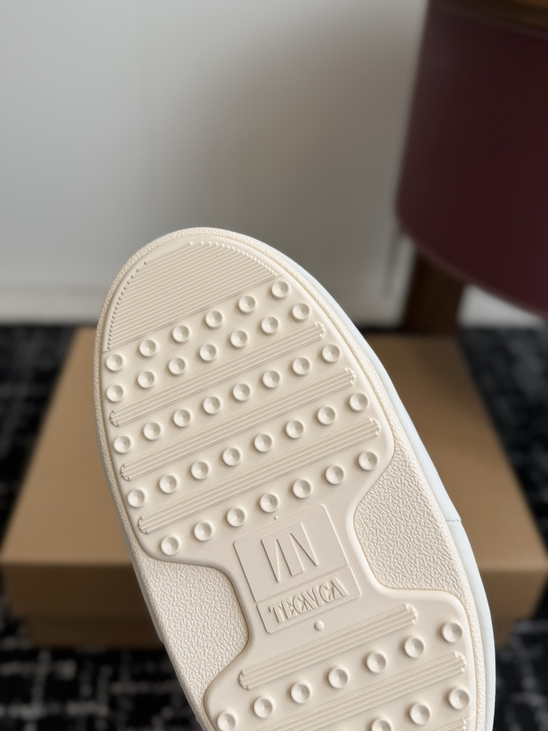 代购级 Moon Boot 26ss 秋冬最新款雪地靴系列……丑萌雪地短靴 忘了UGG吧，时髦人都在穿Moon Boot