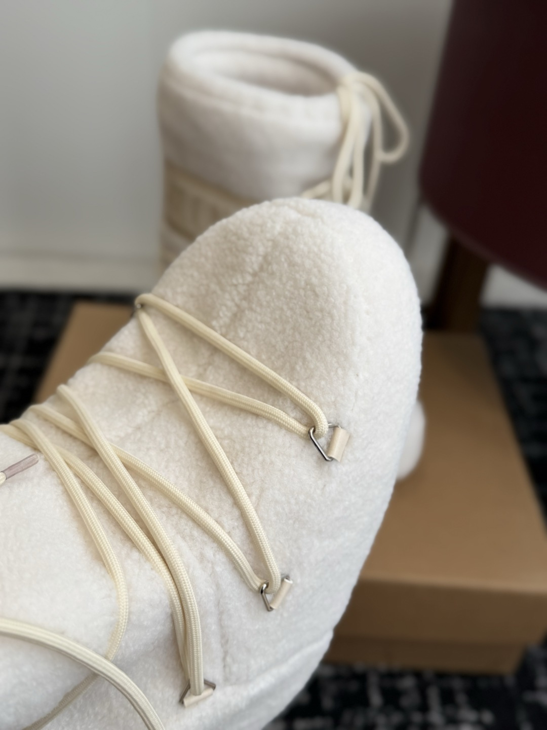 代购级 长靴 Moon Boot 26ss 秋冬最新款雪地靴系列……丑萌雪地短靴 忘了UGG吧，时髦人都在穿Moon B