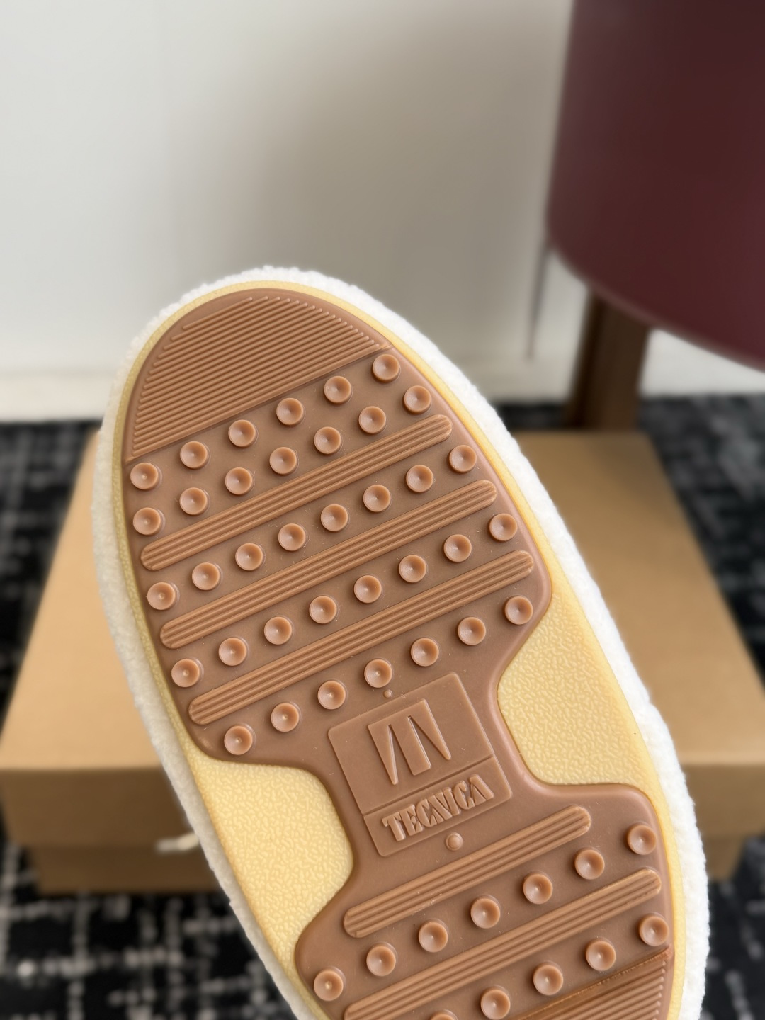 代购级 长靴 Moon Boot 26ss 秋冬最新款雪地靴系列……丑萌雪地短靴 忘了UGG吧，时髦人都在穿Moon B