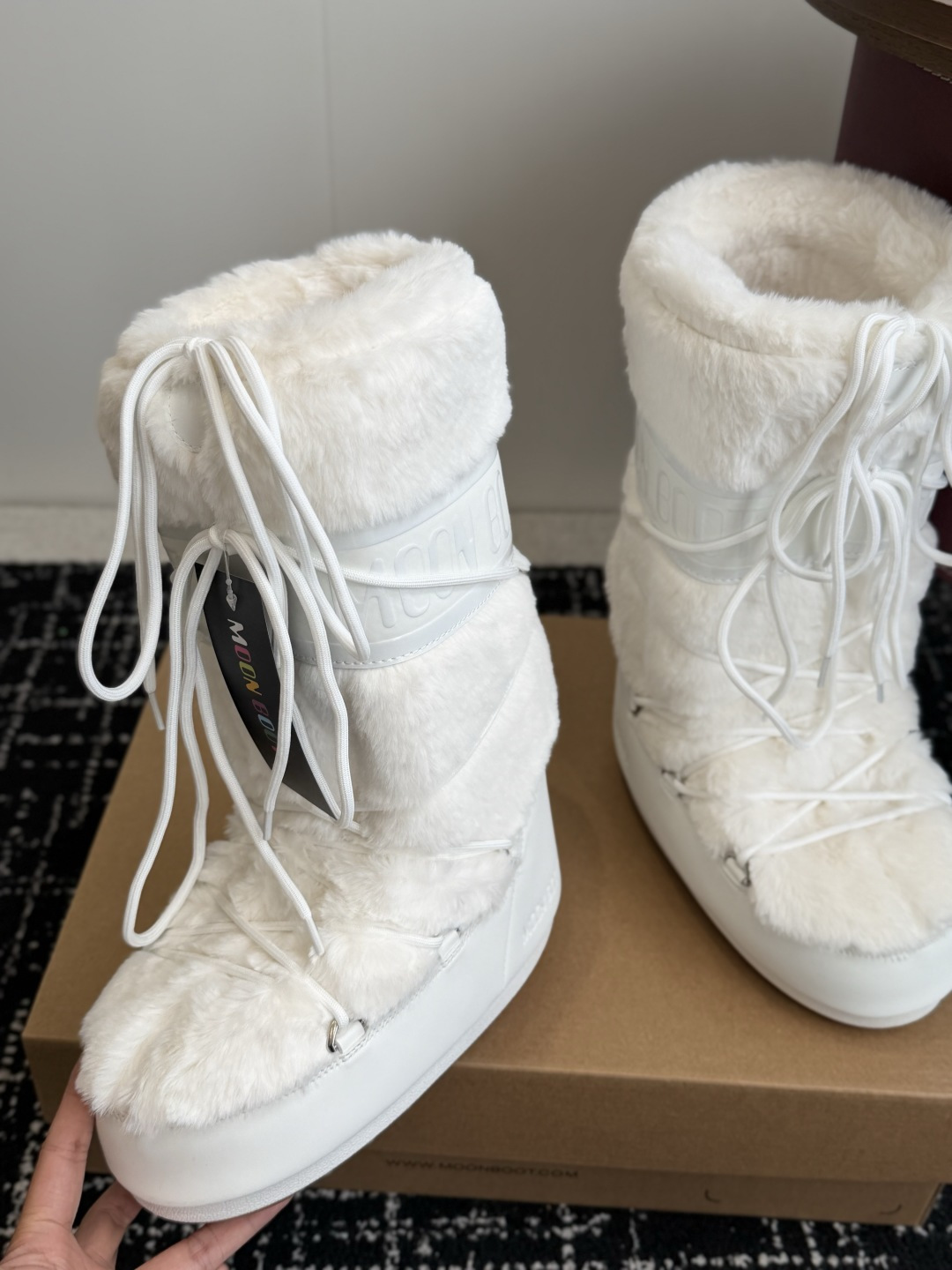 代购级 长靴 Moon Boot 26ss 秋冬最新款雪地靴系列……丑萌雪地短靴 忘了UGG吧，时髦人都在穿Moon B
