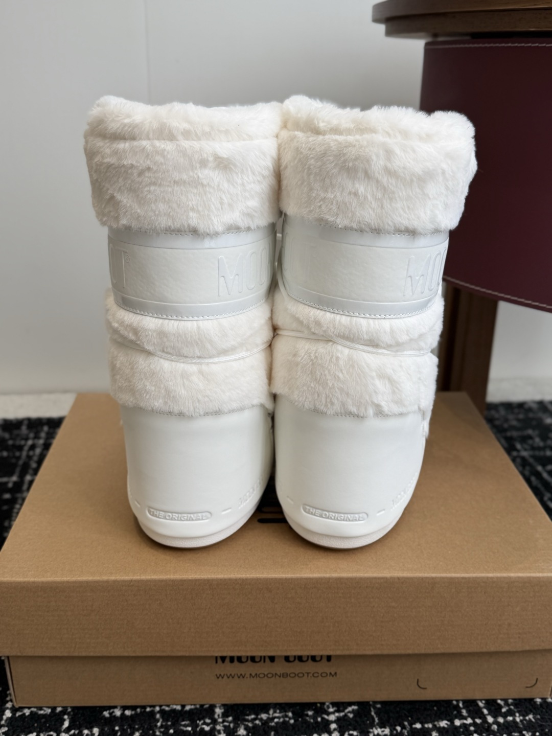 代购级 长靴 Moon Boot 26ss 秋冬最新款雪地靴系列……丑萌雪地短靴 忘了UGG吧，时髦人都在穿Moon B