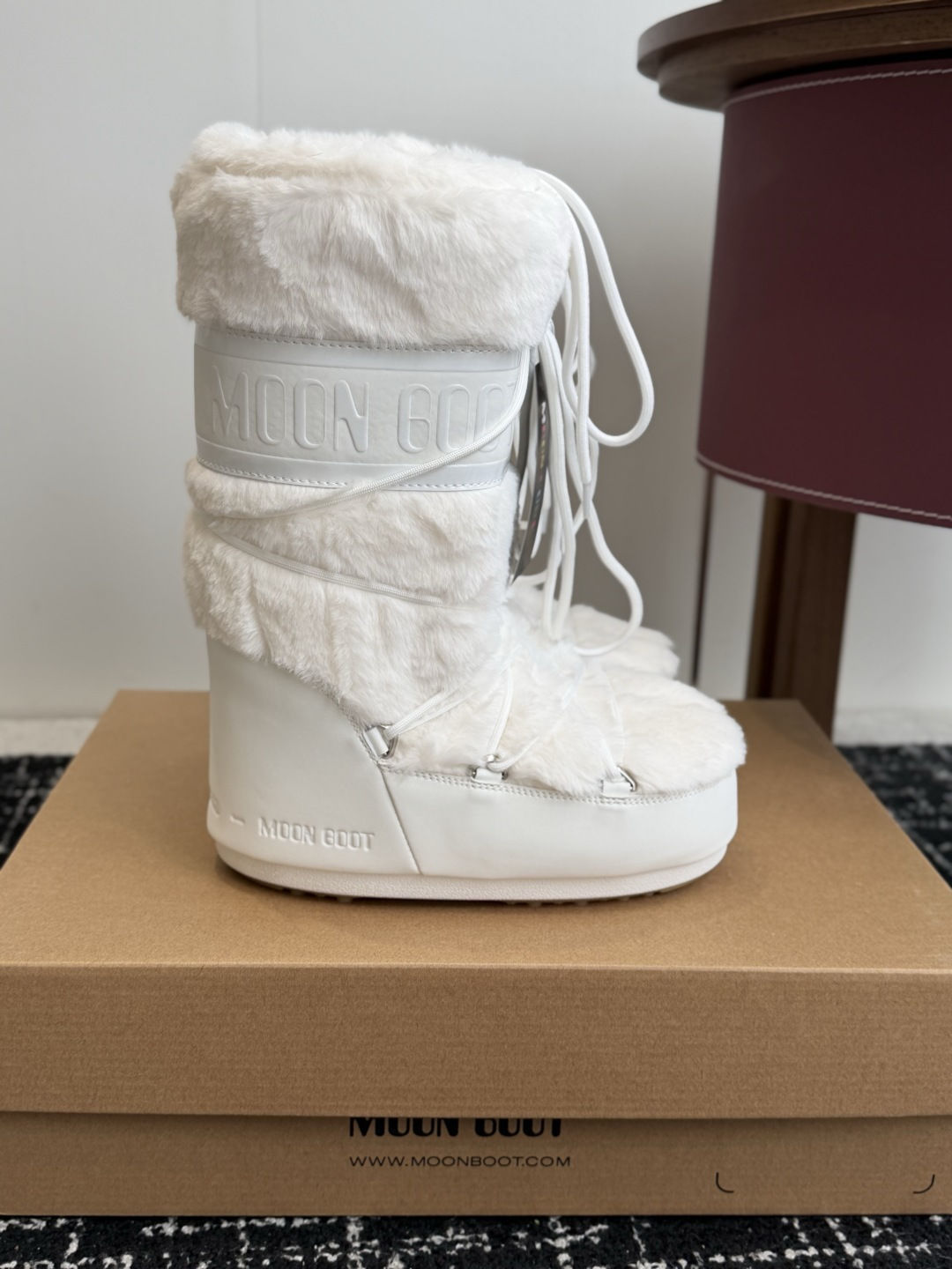 代购级 长靴 Moon Boot 26ss 秋冬最新款雪地靴系列……丑萌雪地短靴 忘了UGG吧，时髦人都在穿Moon B