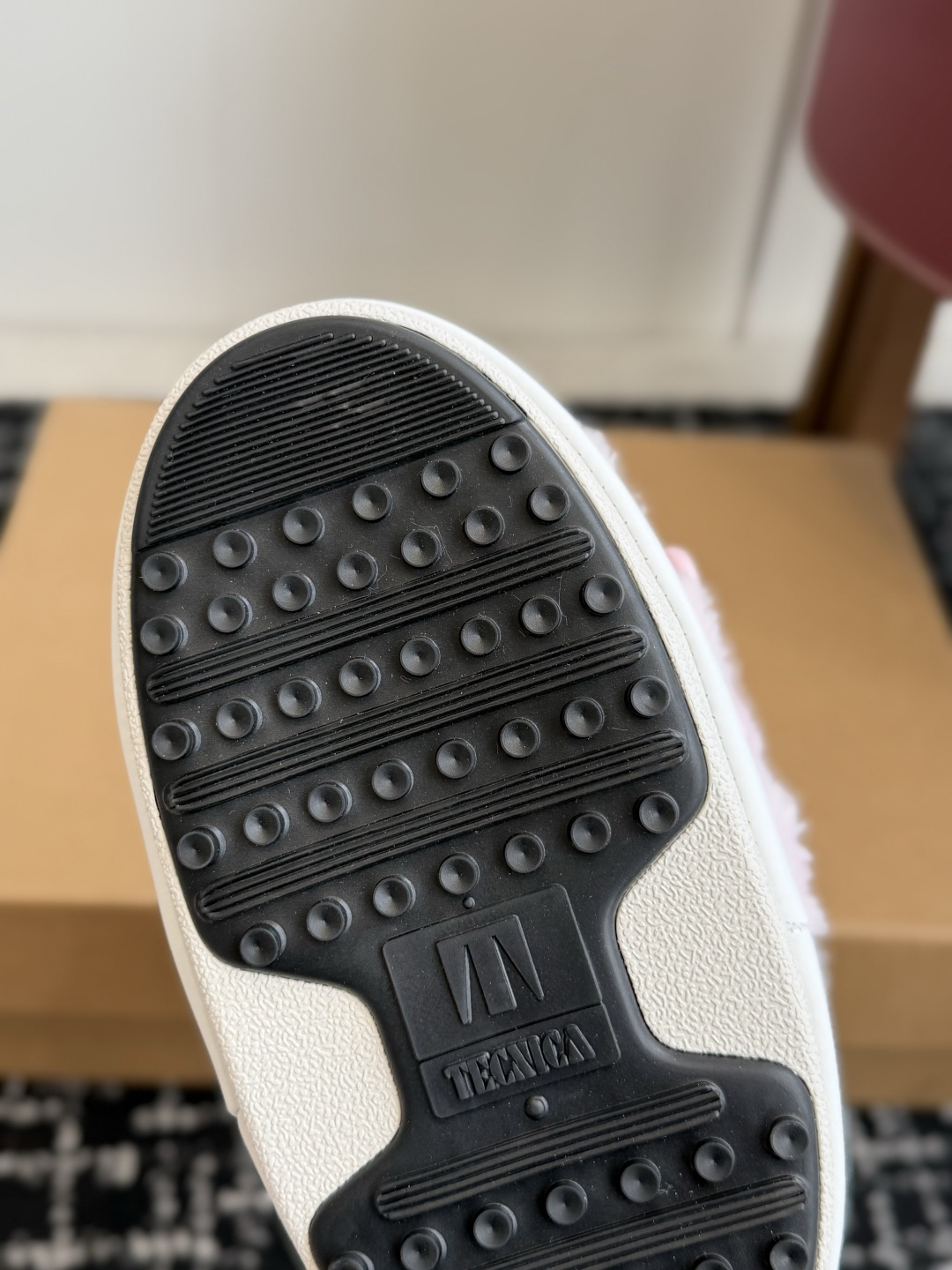 代购级短靴Moon Boot 26ss 秋冬最新款雪地靴系列……丑萌雪地短靴 忘了UGG吧,时髦人都在穿Moon Boo 代购级短靴Moon Boot 26ss 秋冬最新款雪地靴系列……丑萌雪地短靴 忘了UGG吧,时髦人都在穿Moon Boo