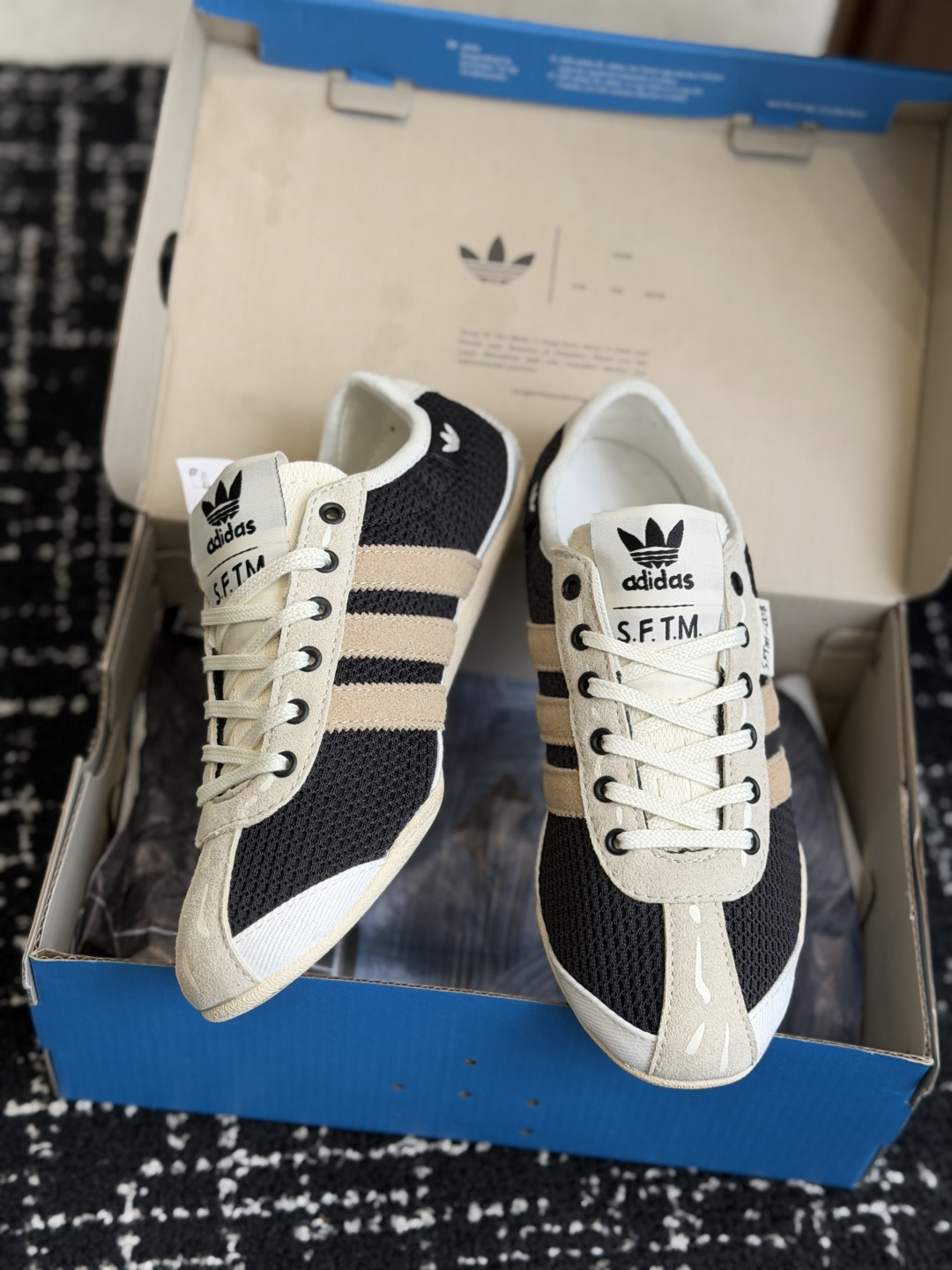 东莞代购级 Song For The Mute x Adidas Tokyo W SFTM联名 阿迪达斯 舒适百搭经典休 东莞代购级 Song For The Mute x Adidas Tokyo W SFTM联名 阿迪达斯 舒适百搭经典休