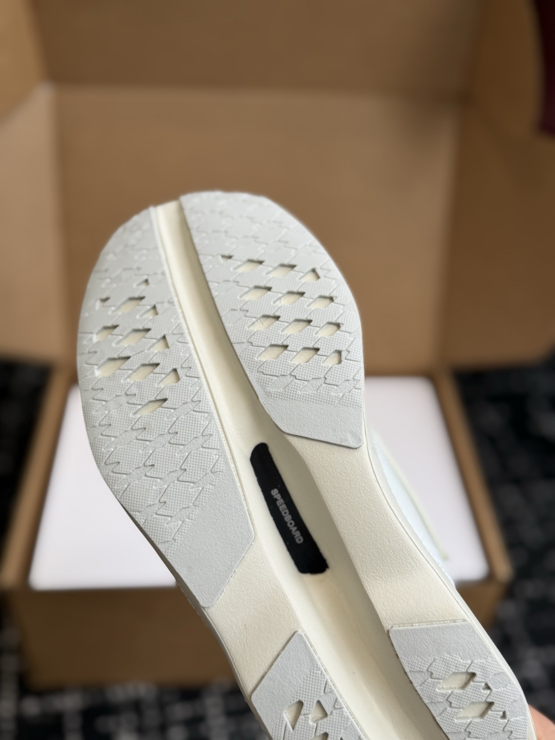 东莞代购级 On昂跑 Cloudboom Volt PAF 户外街头机能风跑步鞋 Cloud Hi Edge户外机能融合