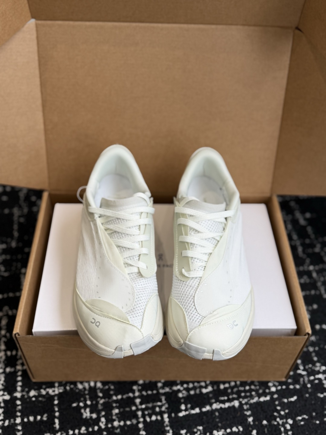 东莞代购级 On昂跑 Cloudboom Volt PAF 户外街头机能风跑步鞋 Cloud Hi Edge户外机能融合