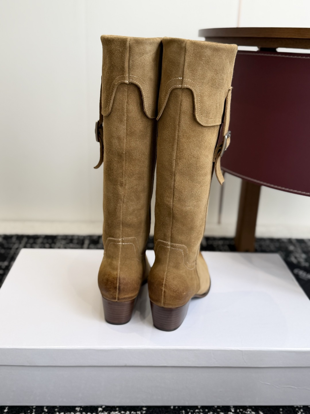 代购级 Celine 赛琳 26ss秋冬新品 复古粗跟 切尔西 尖头 长靴 高靴 骑士靴 塞琳这一季好看的款式真的是很多