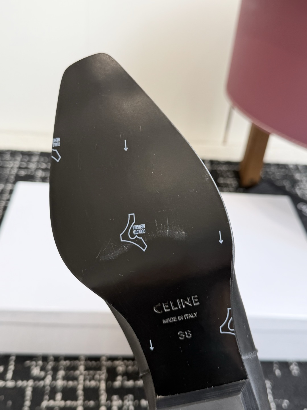 代购级Celine 赛琳 26ss秋冬新品 复古粗跟 切尔西 尖头 长靴 高靴 骑士靴 塞琳这一季好看的款式真的是很多 代购级Celine 赛琳 26ss秋冬新品 复古粗跟 切尔西 尖头 长靴 高靴 骑士靴 塞琳这一季好看的款式真的是很多