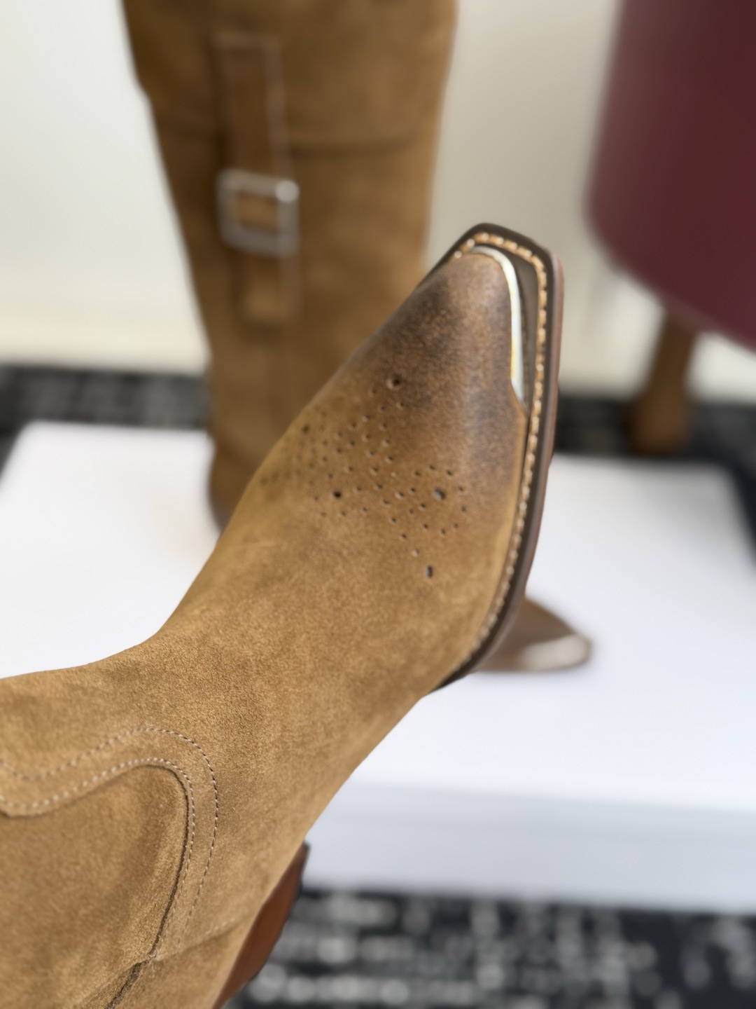 代购级 Celine 赛琳 26ss秋冬新品 复古粗跟 切尔西 尖头 长靴 高靴 骑士靴 塞琳这一季好看的款式真的是很多