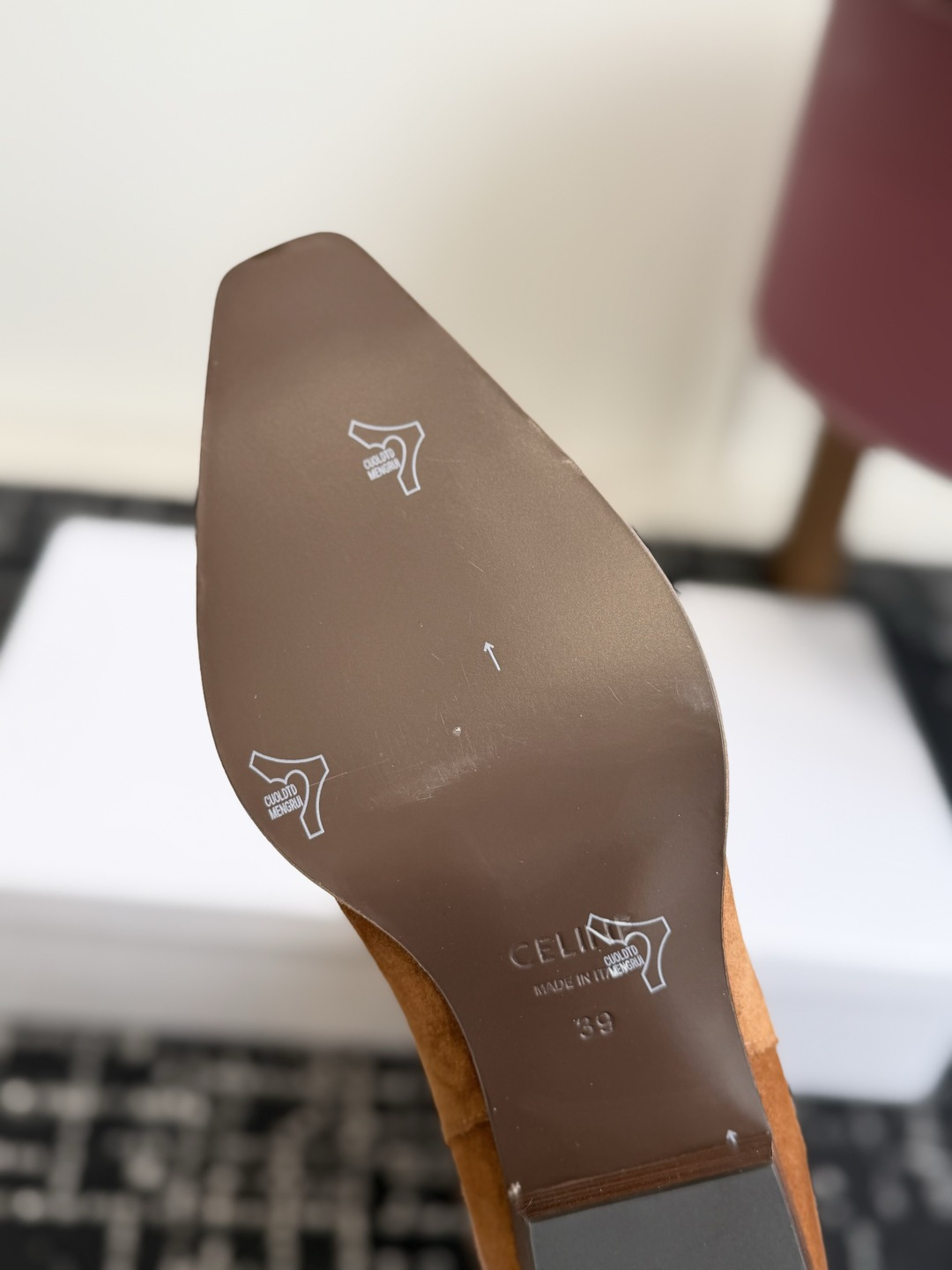 代购级 Celine 赛琳 26ss秋冬新品 复古粗跟 切尔西 尖头 长靴 高靴 骑士靴 塞琳这一季好看的款式真的是很多