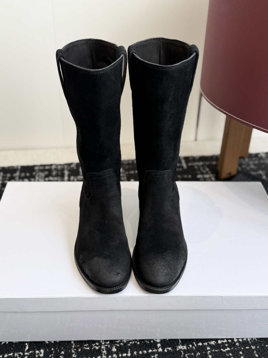 代购级 Celine 赛琳 26ss秋冬新品 粗跟 短靴 塞琳这一季好看的款式真的是很多 比如这款军靴就很机车风 重点夸