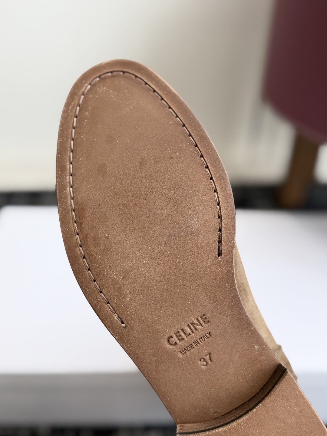 代购级 Celine 赛琳 26ss秋冬新品 粗跟 短靴 塞琳这一季好看的款式真的是很多 比如这款军靴就很机车风 重点夸 代购级 Celine 赛琳 26ss秋冬新品 粗跟 短靴 塞琳这一季好看的款式真的是很多 比如这款军靴就很机车风 重点夸