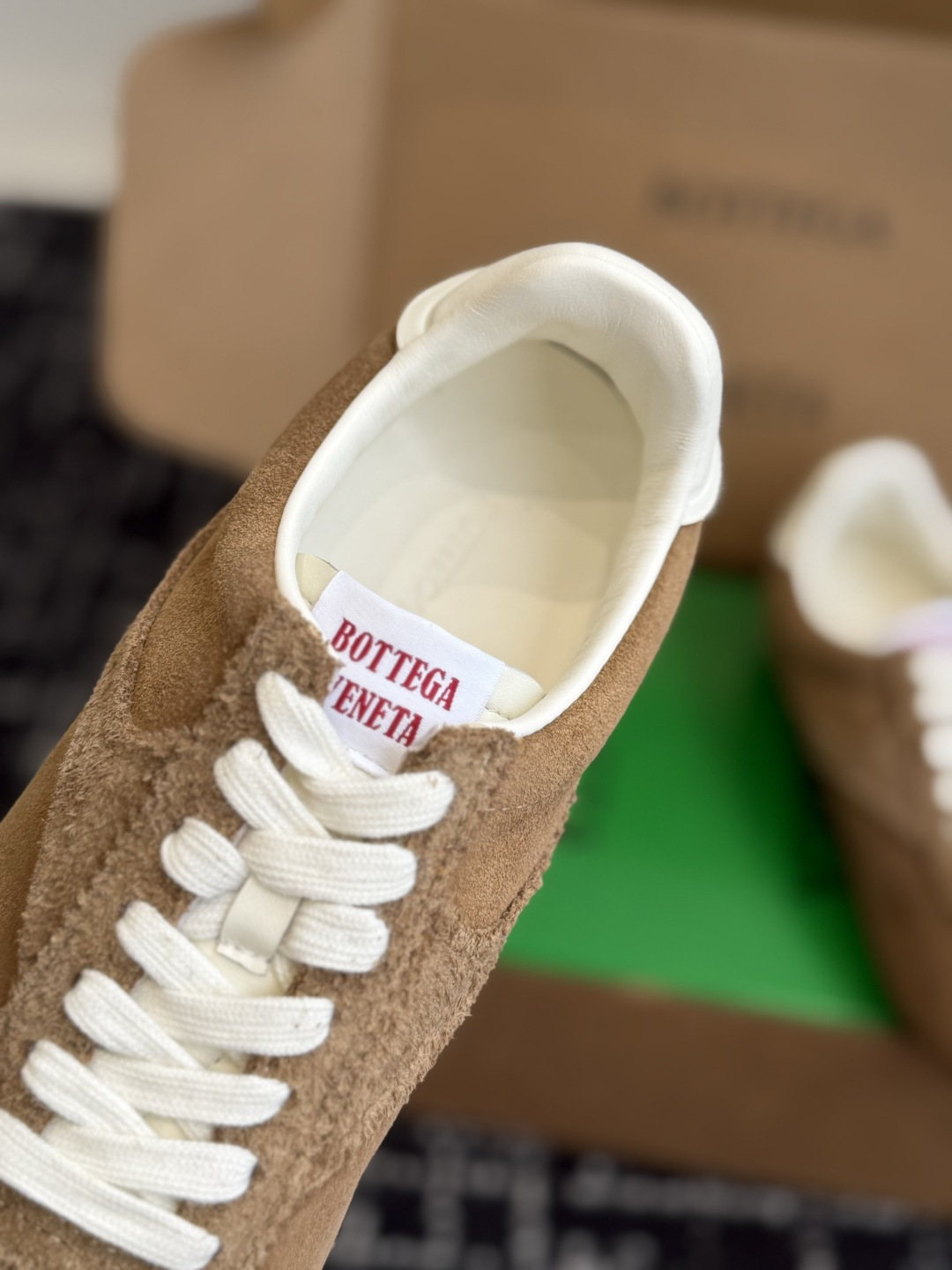 代购级 Bottega Veneta BV葆蝶家 26ss 新款 情侣款 阿甘鞋 德训运动鞋 Sneake灵感来自复古球