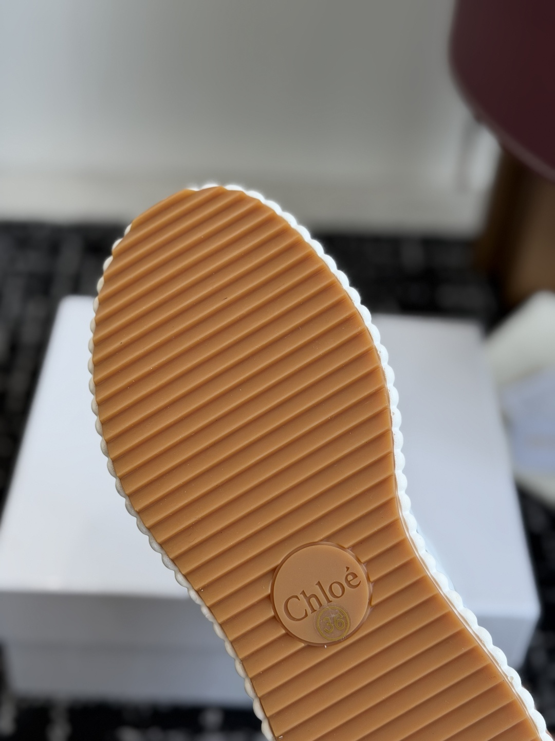 代购级 Chloe  克洛伊/蔻依 26ss 春夏季季新款 厚底小白鞋 休闲鞋 原版鞋底，全手工穿线，所有的位置刚刚好 