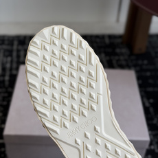 代购级 Jimmy Choo 26ss 最新低帮厚底休闲鞋,专柜主打系列!代购级别! 面料选用原版一致牛京,进口牛皮 搭 代购级 Jimmy Choo 26ss 最新低帮厚底休闲鞋,专柜主打系列!代购级别! 面料选用原版一致牛京,进口牛皮 搭