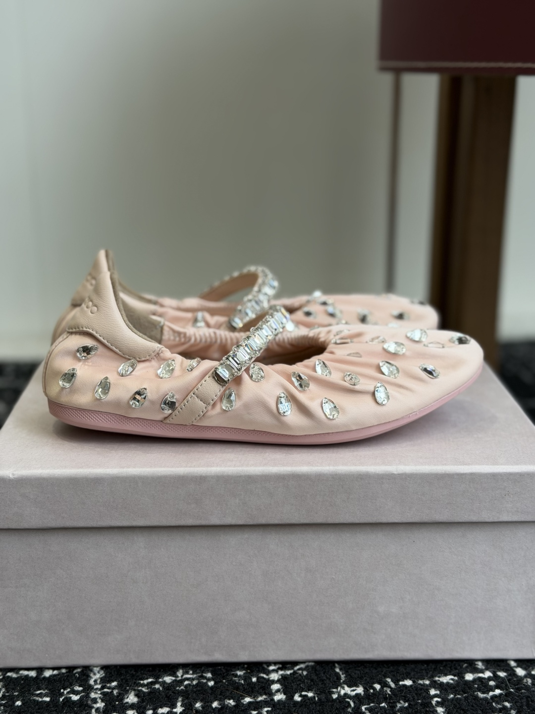 代购级 Jimmy Choo 26ss JC家钻链、芭蕾舞隆重上新啦！ 巨美，超有气质的一款鞋子~脚感无敌了！上脚妥妥的
