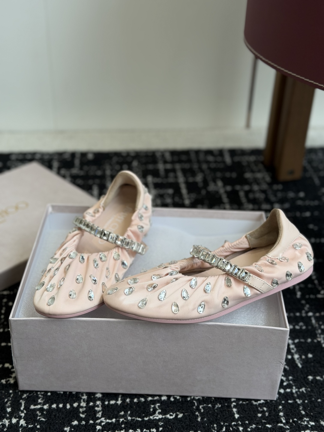 代购级 Jimmy Choo 26ss JC家钻链、芭蕾舞隆重上新啦！ 巨美，超有气质的一款鞋子~脚感无敌了！上脚妥妥的