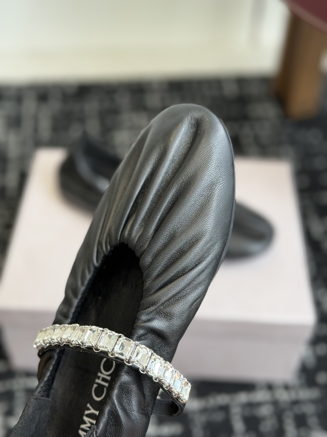 代购级 Jimmy Choo 26ss JC家钻链、芭蕾舞隆重上新啦！ 巨美，超有气质的一款鞋子~脚感无敌了！上脚妥妥的