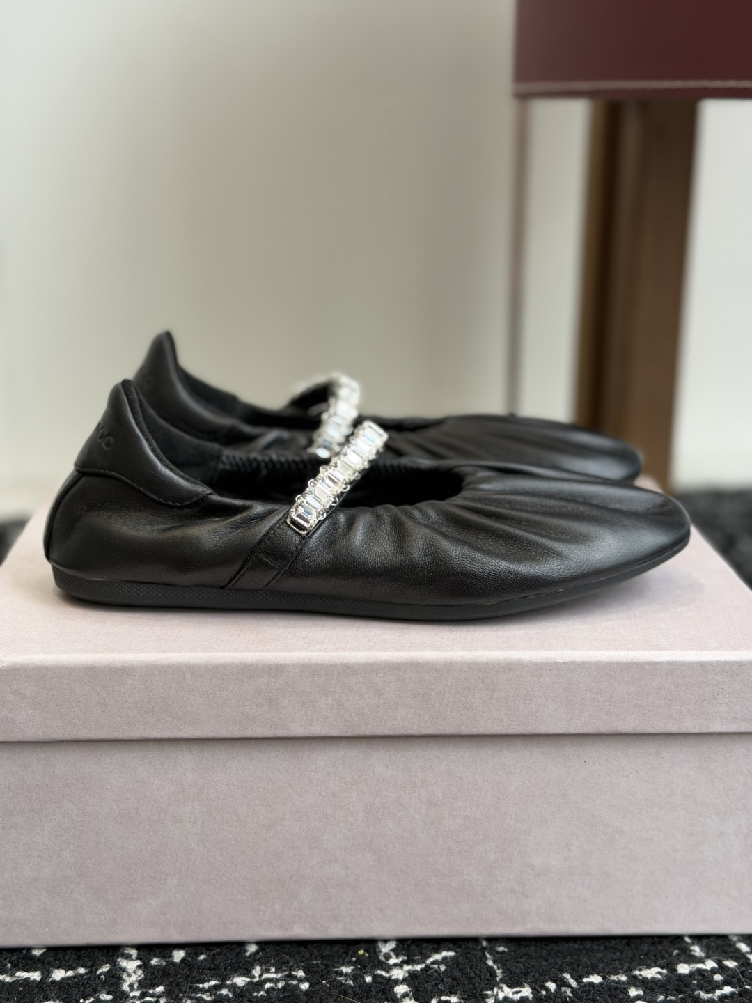 代购级 Jimmy Choo 26ss JC家钻链、芭蕾舞隆重上新啦！ 巨美，超有气质的一款鞋子~脚感无敌了！上脚妥妥的