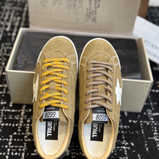 代购级女款 情侣款 男士+10 GGDB Golden Goose 星星运动鞋板鞋休闲鞋 延续品牌标志性的做旧脏脏鞋风格 代购级女款 情侣款 男士+10 GGDB Golden Goose 星星运动鞋板鞋休闲鞋 延续品牌标志性的做旧脏脏鞋风格