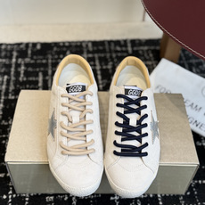 代购级女款 情侣款 男士+10 GGDB Golden Goose 星星运动鞋板鞋休闲鞋 延续品牌标志性的做旧脏脏鞋风格 代购级女款 情侣款 男士+10 GGDB Golden Goose 星星运动鞋板鞋休闲鞋 延续品牌标志性的做旧脏脏鞋风格