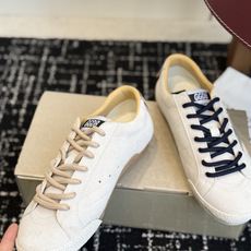 代购级女款 情侣款 男士+10 GGDB Golden Goose 星星运动鞋板鞋休闲鞋 延续品牌标志性的做旧脏脏鞋风格 代购级女款 情侣款 男士+10 GGDB Golden Goose 星星运动鞋板鞋休闲鞋 延续品牌标志性的做旧脏脏鞋风格