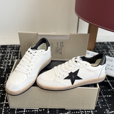 代购级女款 情侣款 男士+10 GGDB Golden Goose 星星运动鞋板鞋休闲鞋 延续品牌标志性的做旧脏脏鞋风格 代购级女款 情侣款 男士+10 GGDB Golden Goose 星星运动鞋板鞋休闲鞋 延续品牌标志性的做旧脏脏鞋风格