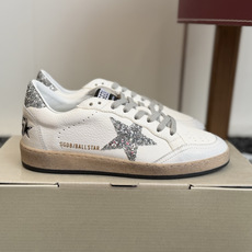 代购级女款 情侣款 男士+10 GGDB Golden Goose 星星运动鞋板鞋休闲鞋 延续品牌标志性的做旧脏脏鞋风格 代购级女款 情侣款 男士+10 GGDB Golden Goose 星星运动鞋板鞋休闲鞋 延续品牌标志性的做旧脏脏鞋风格
