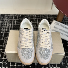 代购级女款 情侣款 男士+10 GGDB Golden Goose 星星运动鞋板鞋休闲鞋 延续品牌标志性的做旧脏脏鞋风格 代购级女款 情侣款 男士+10 GGDB Golden Goose 星星运动鞋板鞋休闲鞋 延续品牌标志性的做旧脏脏鞋风格
