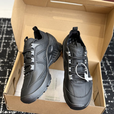 代购级 ECCO爱步26年限量款户外登山健步鞋✨ 丹麦老牌ECCO健步探索系列 选用上等牛皮,皮质细腻柔软,透气强韧 直 代购级 ECCO爱步26年限量款户外登山健步鞋✨ 丹麦老牌ECCO健步探索系列 选用上等牛皮,皮质细腻柔软,透气强韧 直