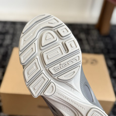 代购级 ECCO爱步26年限量款户外登山健步鞋✨ 丹麦老牌ECCO健步探索系列 选用上等牛皮,皮质细腻柔软,透气强韧 直 代购级 ECCO爱步26年限量款户外登山健步鞋✨ 丹麦老牌ECCO健步探索系列 选用上等牛皮,皮质细腻柔软,透气强韧 直