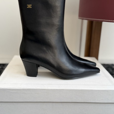 代购级 Celine /塞琳26WF新品凯旋门 复古侧拉链小方头粗跟短靴、经典凯旋门标识点睛、小方头自带复古韵味、侧拉链 代购级 Celine /塞琳26WF新品凯旋门 复古侧拉链小方头粗跟短靴、经典凯旋门标识点睛、小方头自带复古韵味、侧拉链