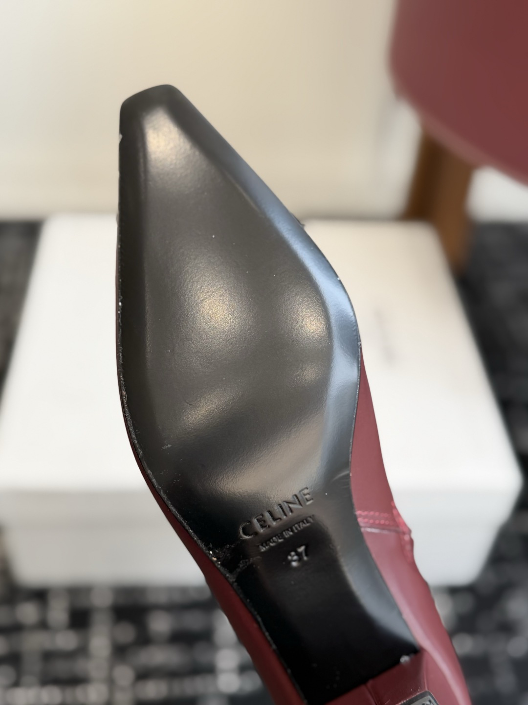 代购级 Celine /塞琳26WF新品凯旋门 复古侧拉链小方头粗跟短靴、经典凯旋门标识点睛、小方头自带复古韵味、侧拉链