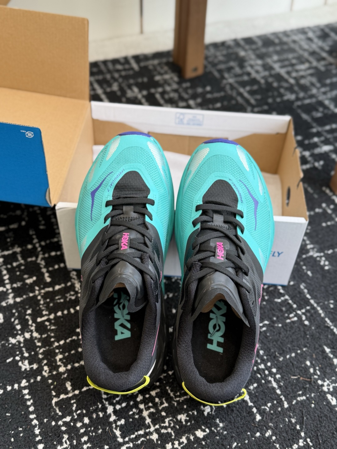 代购级 HOKA ONE ONE SPEEDGOAT 7 男女款越野跑鞋 硬核户外全能款,舒适百搭,慢跑徒步都适配 搭载 代购级 HOKA ONE ONE SPEEDGOAT 7 男女款越野跑鞋 硬核户外全能款,舒适百搭,慢跑徒步都适配 搭载
