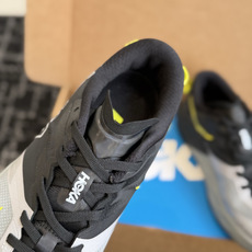 代购级 HOKA ONE ONE SPEEDGOAT 7 男女款越野跑鞋 硬核户外全能款,舒适百搭,慢跑徒步都适配 搭载 代购级 HOKA ONE ONE SPEEDGOAT 7 男女款越野跑鞋 硬核户外全能款,舒适百搭,慢跑徒步都适配 搭载