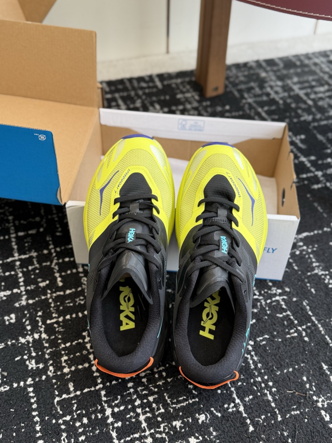 代购级 HOKA ONE ONE SPEEDGOAT 7 男女款越野跑鞋 硬核户外全能款，舒适百搭，慢跑徒步都适配 搭载
