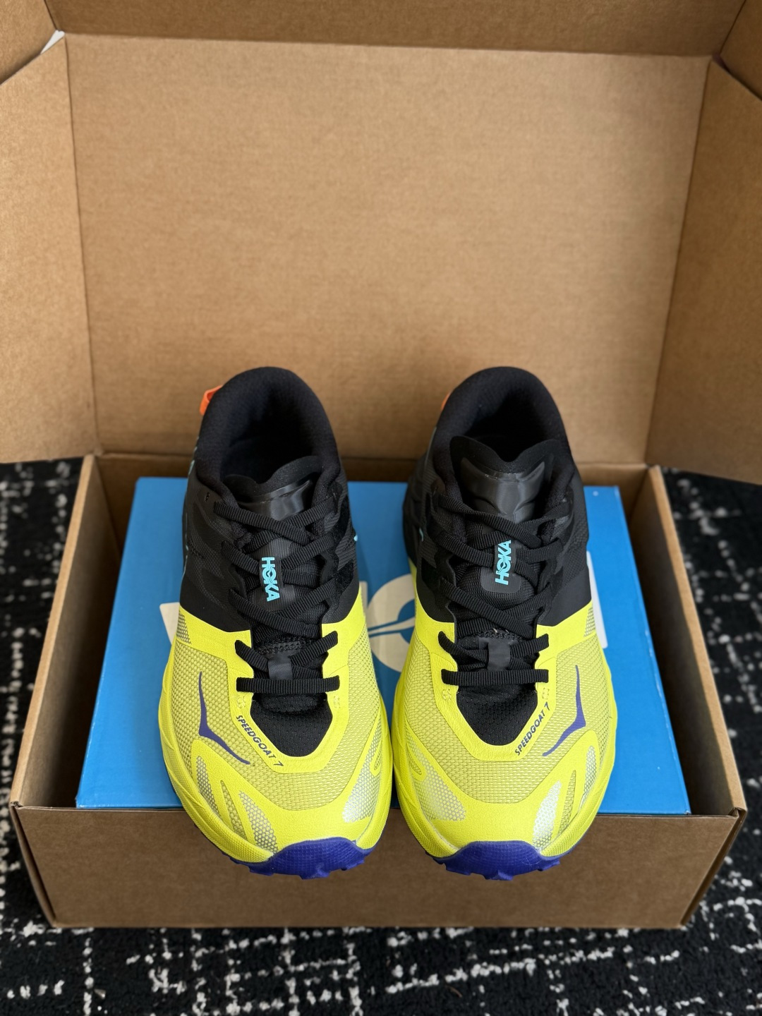 代购级 HOKA ONE ONE SPEEDGOAT 7 男女款越野跑鞋 硬核户外全能款，舒适百搭，慢跑徒步都适配 搭载