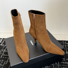 代购级 YSL|Yvette 圣罗兰高跟直筒短靴 大长腿必备 精致尖头高跟,气场拉满 多面料可选|牛油皮/麂皮/豹纹马毛 代购级 YSL|Yvette 圣罗兰高跟直筒短靴 大长腿必备 精致尖头高跟,气场拉满 多面料可选|牛油皮/麂皮/豹纹马毛