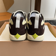 代购级 LV FW26 Shoes Parts 复古休闲运动鞋✨ 鞋面尼龙防水布搭配小牛皮拼接,手感丝滑,整体鞋身超轻, 代购级 LV FW26 Shoes Parts 复古休闲运动鞋✨ 鞋面尼龙防水布搭配小牛皮拼接,手感丝滑,整体鞋身超轻,