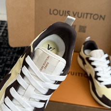 代购级 LV FW26 Shoes Parts 复古休闲运动鞋✨ 鞋面尼龙防水布搭配小牛皮拼接,手感丝滑,整体鞋身超轻, 代购级 LV FW26 Shoes Parts 复古休闲运动鞋✨ 鞋面尼龙防水布搭配小牛皮拼接,手感丝滑,整体鞋身超轻,