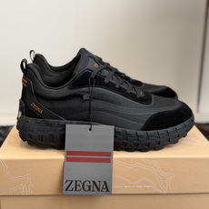 代购级 Zegna × norda 联名户外休闲跑鞋✨ 鞋面拼接防撕裂织物+细腻反毛皮,质感高级,轻薄透气,耐磨抗造 扎 代购级 Zegna × norda 联名户外休闲跑鞋✨ 鞋面拼接防撕裂织物+细腻反毛皮,质感高级,轻薄透气,耐磨抗造 扎
