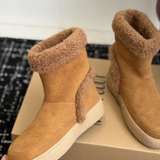 代购级 Moon Boot 翻毛拼接羊羔毛雪地靴✨ 鞋面采用细腻牛反绒,靴口一圈厚实羊羔毛,内里加绒,锁温保暖,秋冬上脚 代购级 Moon Boot 翻毛拼接羊羔毛雪地靴✨ 鞋面采用细腻牛反绒,靴口一圈厚实羊羔毛,内里加绒,锁温保暖,秋冬上脚