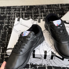 代购级 CELINE × Reebok联名运动鞋发售 复古运动风又有新鞋值得收藏了👟 Freestyle by CELI 代购级 CELINE × Reebok联名运动鞋发售 复古运动风又有新鞋值得收藏了👟 Freestyle by CELI