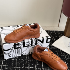 代购级 CELINE × Reebok联名运动鞋发售 复古运动风又有新鞋值得收藏了👟 Freestyle by CELI 代购级 CELINE × Reebok联名运动鞋发售 复古运动风又有新鞋值得收藏了👟 Freestyle by CELI