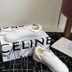 代购级 CELINE × Reebok联名运动鞋发售 复古运动风又有新鞋值得收藏了👟 Freestyle by CELI 代购级 CELINE × Reebok联名运动鞋发售 复古运动风又有新鞋值得收藏了👟 Freestyle by CELI